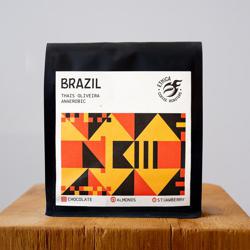Brazil Thais Oliveira coffee beans