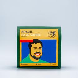 Brazil Deyvid Oliveira Natural coffee beans.