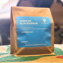 Jamaican Blue Mountain single origin coffee coffee beans.